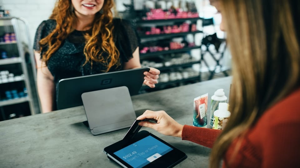 credit-card-transaction-at-nail-store